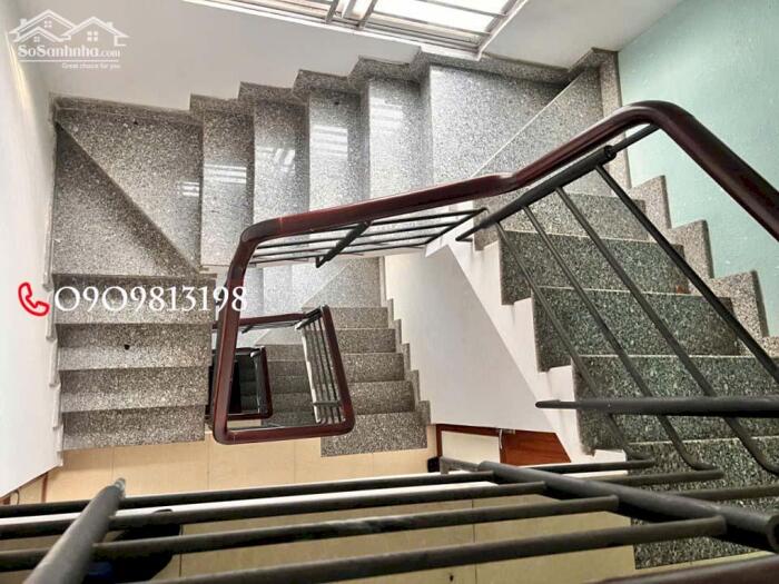 Hình ảnh ️️️Nhà Dòng Tiền Quận 1 SHR Sang Tên Ở+KD TN Ngay.️️️ 0