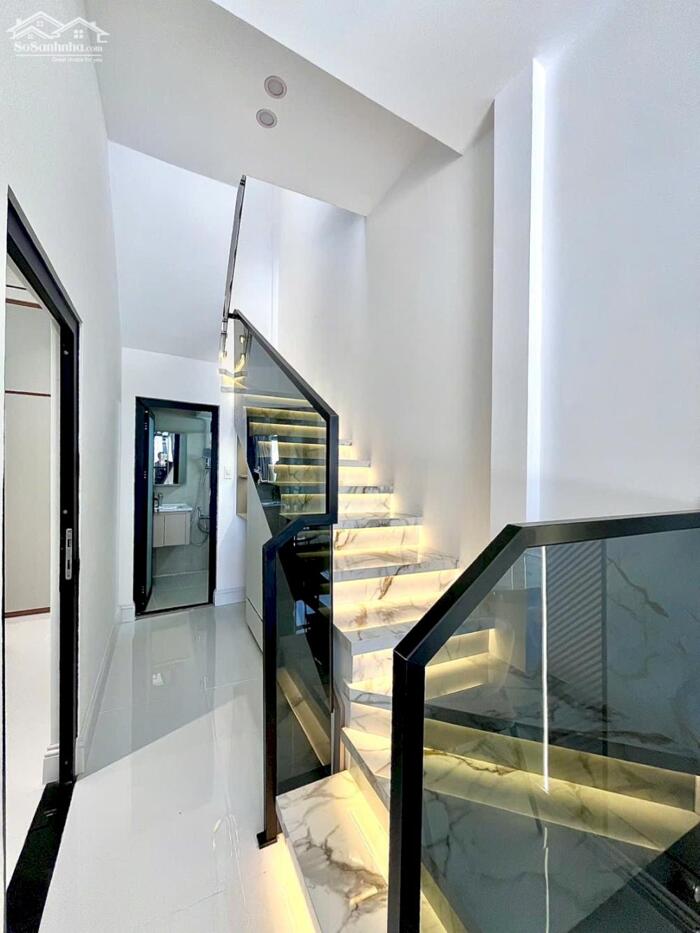 Hình ảnh Bán Nhà Trệt Lầu Trục Chính Hẻm 311 Nguyễn Văn Cừ - Gần ĐH Công Nghệ, CĐ Y Tế 4