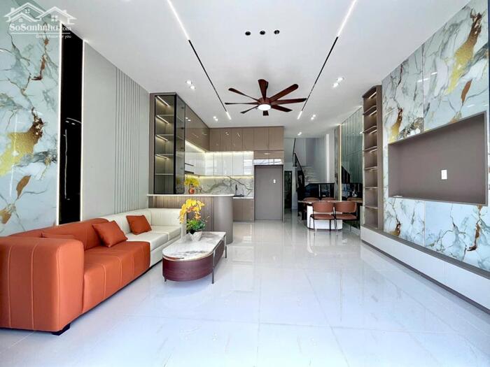 Hình ảnh Bán Nhà Trệt Lầu Trục Chính Hẻm 311 Nguyễn Văn Cừ - Gần ĐH Công Nghệ, CĐ Y Tế 2