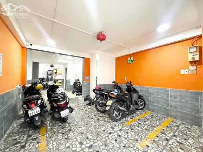 Hình ảnh CÁCH QUẬN 10 CHỈ 5 PHÚT – NHÀ 5 TẦNG KIÊN CỐ – TỔNG DIỆN TÍCH SÀN ~240M² – ĐANG KHAI THÁC ỔN ĐỊNH ~40TR/THÁNG – GIÁ 7.9 TỶ 1