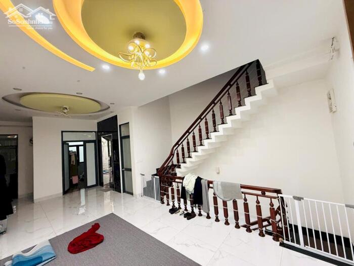 Hình ảnh Cho thuê nhà mặt tiền đường Đặng Dung. Thích hợp làm spa, văn phòng 6