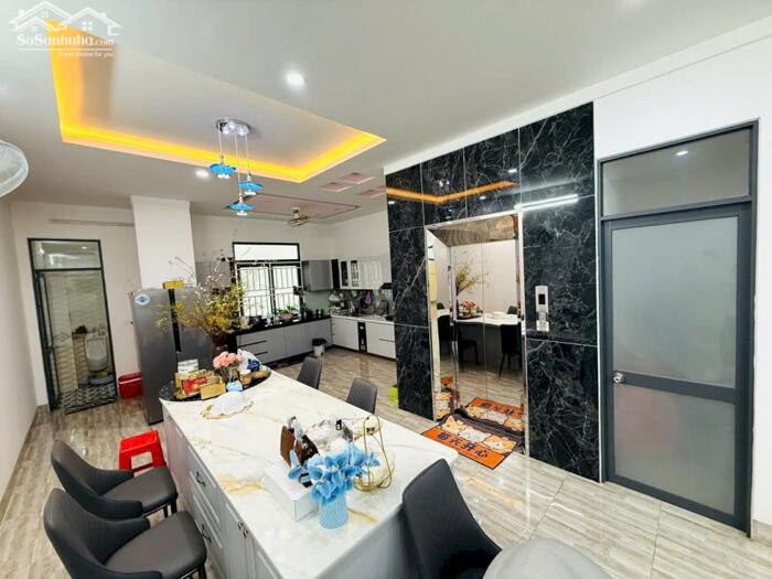 Hình ảnh Cho thuê nhà mặt tiền đường Đặng Dung. Thích hợp làm spa, văn phòng 2