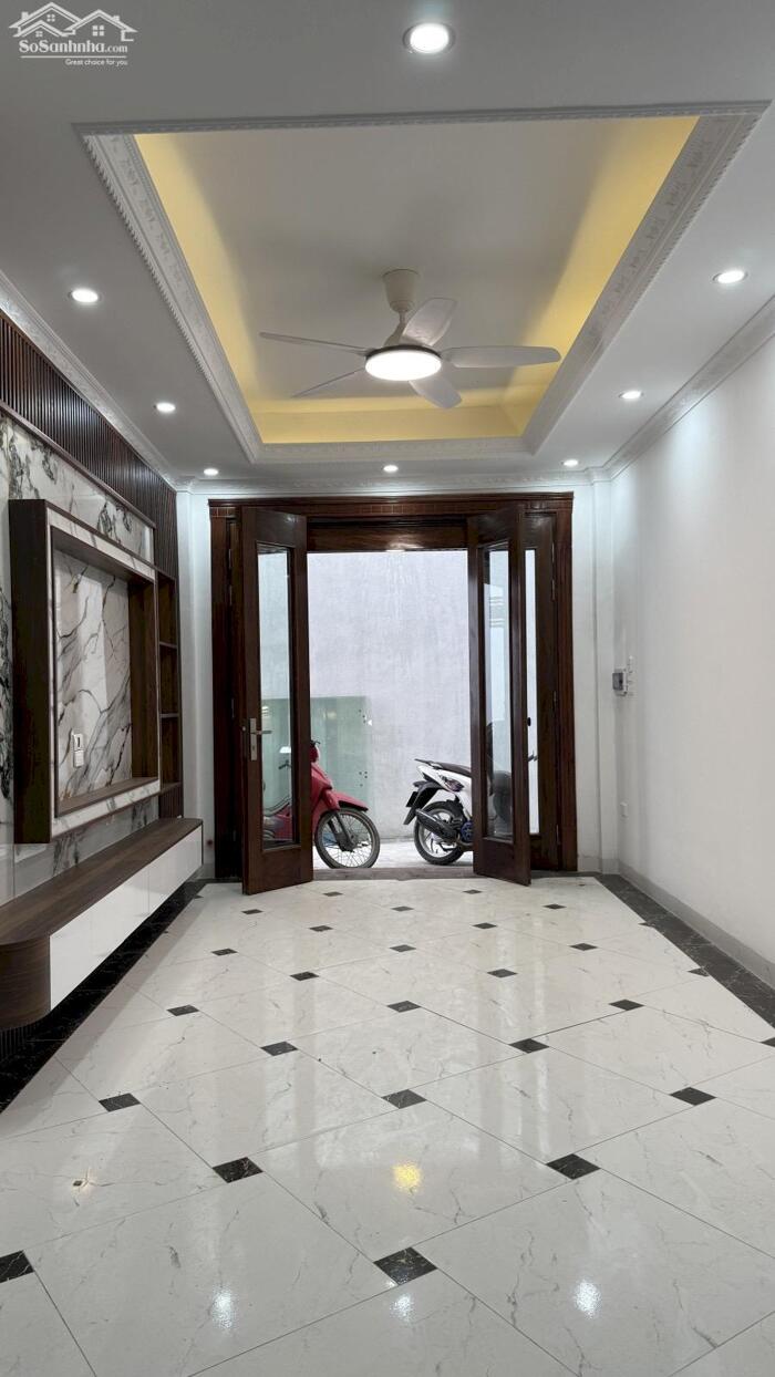 Hình ảnh Bán nhà Trần Khát Chân 52m2 nhà đẹp 6 tầng thang máy lô góc ở luôn 13.9 tỷ 2