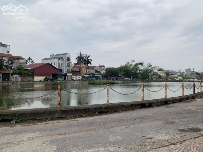 Hình ảnh Bán nhà 3 tầng view hồ Đầm Tranh, Cự Khối 66,8m2 mặt tiền 5,2m ô tô 7 chỗ vào nhà, giá chỉ 13 tỷ rất hợp lý để mua 2