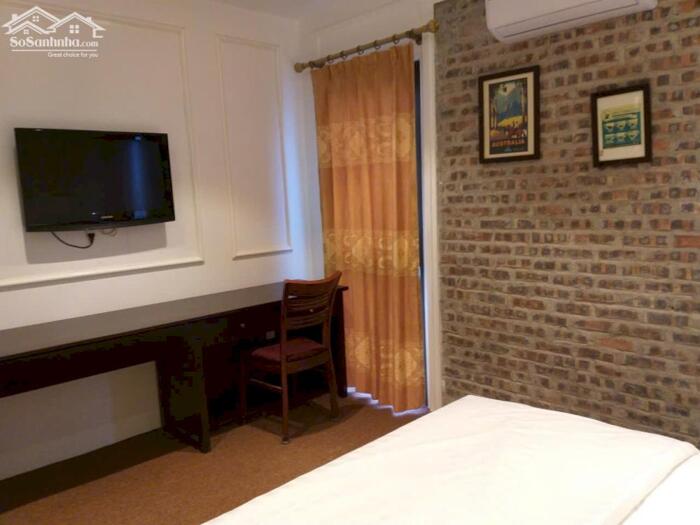 Hình ảnh Cho thuê nguyên căn 8 p.ngủ phố Văn Cao, DT: 90m2. 9