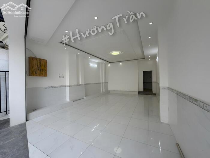 Hình ảnh 22 triệu - CHO THUÊ hoặc BÁN NHÀ 6 TẦNG, MẶT TIỀN ĐƯỜNG LÊ BÌNH - Cách 3/2 chỉ 30m 2