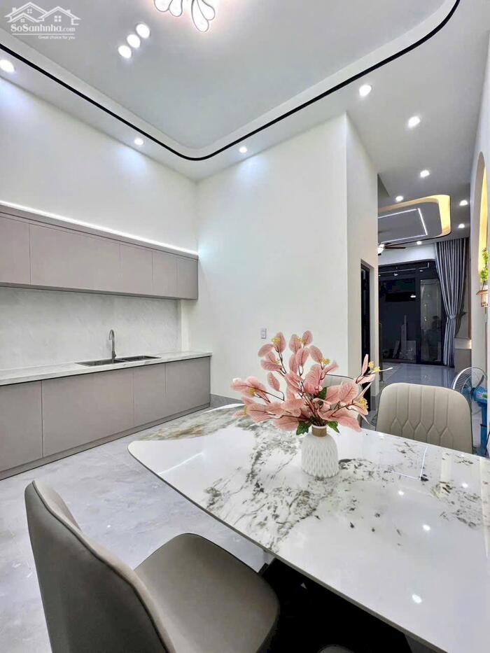 Hình ảnh Bán Nhà Trệt Lầu hẻm 9 Phạm Ngọc Hưng - Gần trường CĐ Y Tế - Cách Võ Văn Kiệt 250m 5