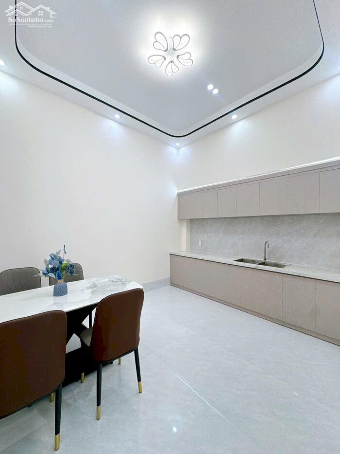 Hình ảnh Bán Nhà Trệt Lầu hẻm 9 Phạm Ngọc Hưng - Gần trường CĐ Y Tế - Cách Võ Văn Kiệt 250m 2