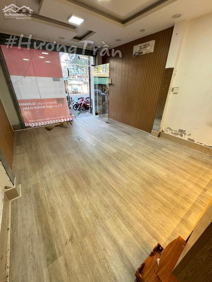 Hình ảnh CHO THUÊ NHÀ 4 TẦNG MẶT TIỀN ĐƯỜNG ĐINH TIÊN HOÀNG 1