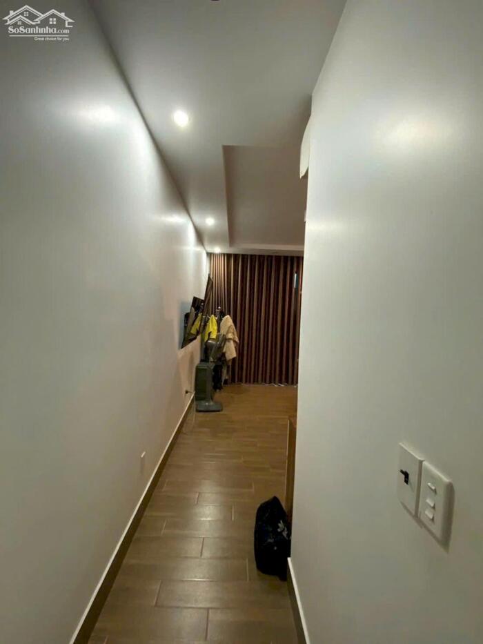 Hình ảnh Cho thuê nhà phố Văn Cao, 4 p.ngủ khép kín, DT: 70m2. 1