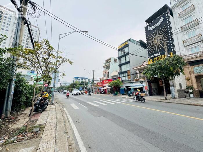 Hình ảnh Bán Nhà Mặt Tiền Đặng Văn Bi,Thủ Đức DT:275m2(8mx34m) HĐT 65 triệu/Tháng-Giá 45 Tỷ TL 5