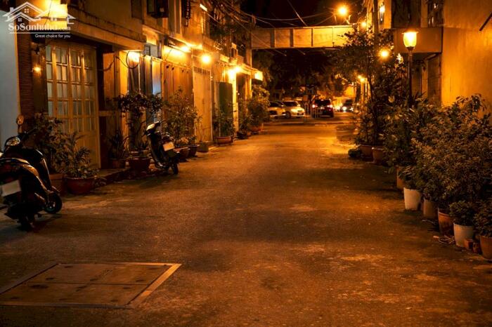 Hình ảnh NHÀ HUỲNH VĂN BÁNH, 55M2 4 TẦNG, NGANG 4M, HẺM 4M, VÀI BƯỚC RA HẺM XE TẢI, KHU DÂN TRÍ 0