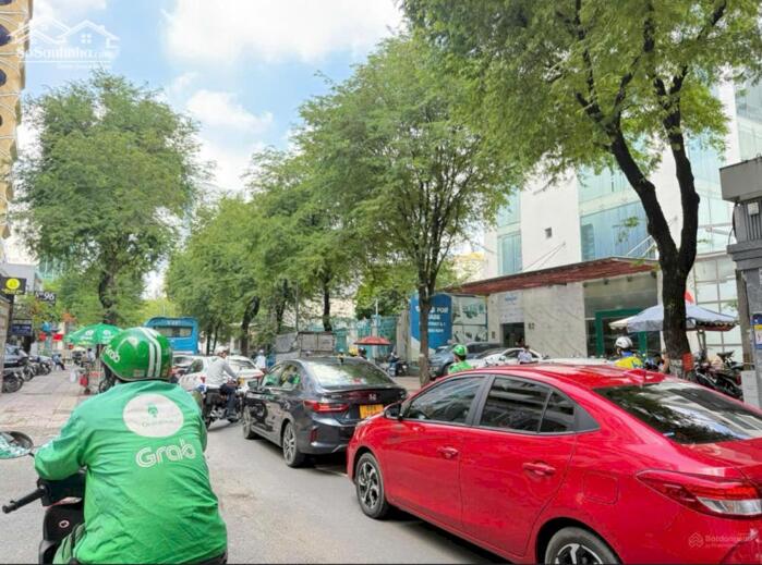 Hình ảnh CHO THUÊ MT VÕ VĂN TẦN Q3 – NGANG 19*35M, 1 TRỆT 4 LẦU, THANG MÁY 1