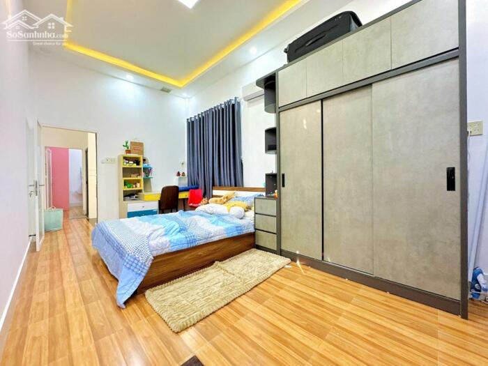 Hình ảnh Bán Nhà Trệt Lầu Mặt Tiền Bờ Kè Lê Anh Xuân - Cần Thơ 6