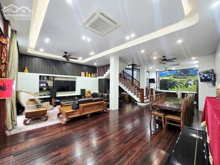 Hình ảnh BIỆT THỰ HOÀN THIỆN TÂM HUYẾT, TẶNG FULL NỘI THẤT – HÀNG XÓM VINHOMES SMART CITY 1