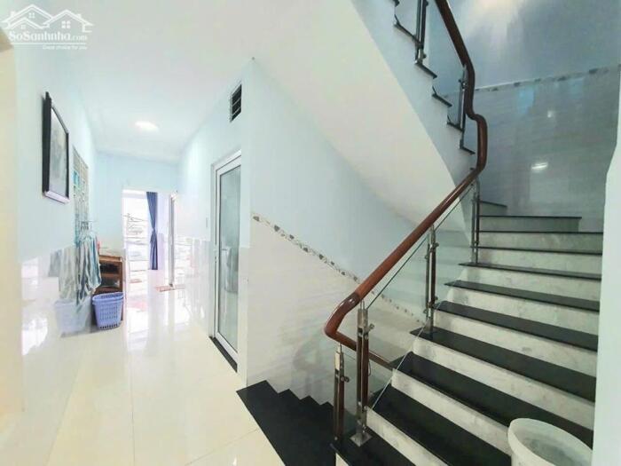 Hình ảnh Bán nhà mặt tiền Thích Bửu Đăng cách Phạm Văn Đồng 50 m giá 12 tỷ 5 Thương Lượng 4