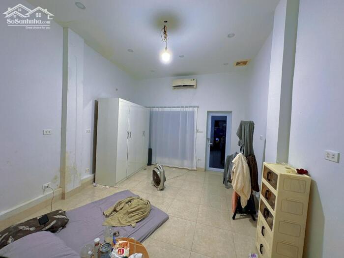 Hình ảnh Mặt Phố Hàng Thùng 4 Tầng 67 Tỷ Vị Trí rất đẹp Sổ Vuông Chính Chủ 2