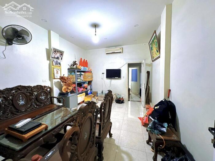 Hình ảnh Mặt Phố Hàng Thùng 4 Tầng 67 Tỷ Vị Trí rất đẹp Sổ Vuông Chính Chủ 3