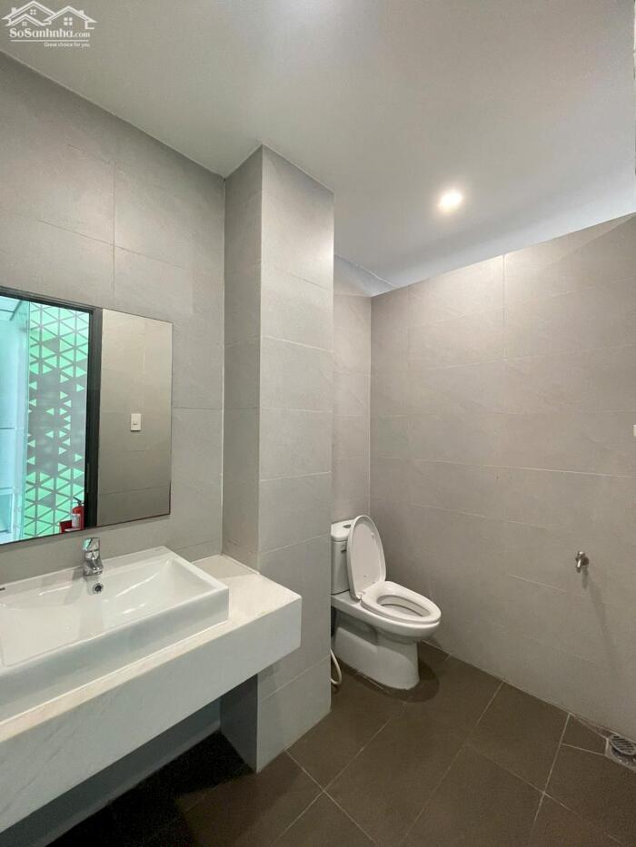 Hình ảnh BDS HVL LVCC: CHO THUÊ SÀN VP 8x15,4M GIÁ 20 TRIỆU/THÁNG CÓ ĐÀM 6