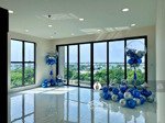 chính chủ gửi bán căn diamond centery 121m2 3pn 3wc ban công dài 6m giá 9.3 tỷ all in tặng ô xe