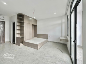 siêu phẩm phòng studio - ban công rộng - full nội thất - máy giặt riêng - khu đảo kim cương