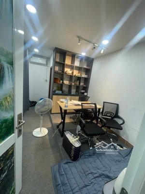 văn phòng 80m2 full nội thất giờ tự do giá 10 triệu/tháng ngay mặt tiền đường thép mới,p12,tân bình