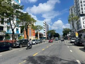 Cho thuê mặt bằng văn phòng đường Trần Hưng Đạo, cạnh CC Monarchy