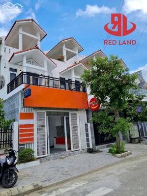 NHÀ 3 TẦNG TRỤC CHÍNH KHU C - ĐÃ HOÀN THIỆN NỘI THẤT VIEW SÂN BÓNG GREEN CITY