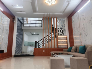 cực rẻ mặt tiền 2 tầng, vị trí cực đẹp, đường 7m5 lư giang, cẩm lệ, dt 130m2 chỉ 4.9 tỷ