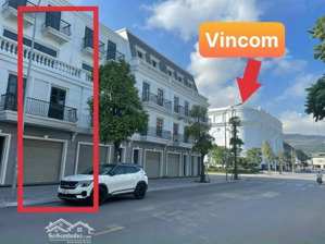 hàng hiếm tại vincom shophouse cẩm phả trục chính, 4,2 tỷ, 75m2, 4 tầng, mặt tiền 6m