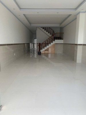 cho thuê nr 4pn, 5wc, 125m2 tại cách mạng tháng tám, phú mỹ, bà rịa vũng tàu, 10 triệu vnd
