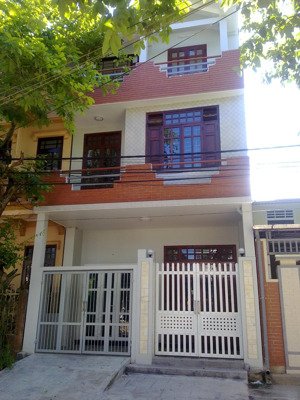 nhà cho thuê nguyên căn gần sát mặt tiền hồ đắc di