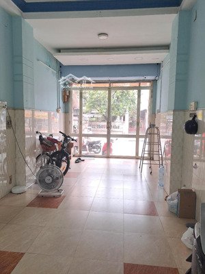 cho thuê mặt bằng kinh doanh ngay chợ hóc môn, mt đường trưng nữ vương, tthm, hm