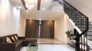 cho thuê nhà mặt tiền đường a2 kđt vcn phước hải, nha trang. giá thuê 25tr/ tháng