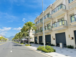 cho thuê shophouse infinity vị trí đẹp ngay ngã tư