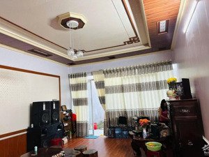 cho thuê nhà riêng 2pn, 1wc, có nội thất 5 triệu tại ấp 1 tốc tiên brvt đt:0984464447