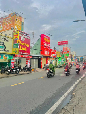 hot hot! hàng hiếm mặt tiền đỗ xuân hợp, cách ngã tư bình thái 200m, cách global city 5p