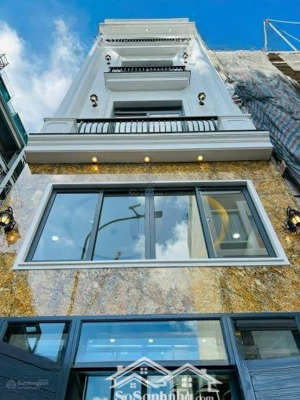 ngay chợ an đông sư vạn hạnh, p9, q5 sát mặt tiền. dt: 67m2. (5x13,5) giá 3 tỷ 2 sổ hồng riêng