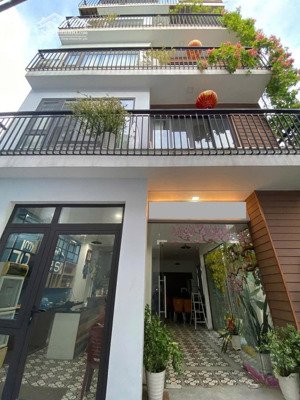 chính chủ cho thuê nhà nguyên căn làm homestay đường bến nghé ( 6,5x14), 10 phòng, trung tâm tp huế