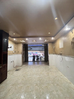 nhà mặt tiền chợ hoa hồ thị kỷ quận 10 - 0931827729