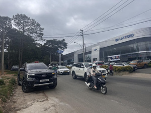 showroom mặt tiền quốc lộ 20 ngay sân bay liên khương