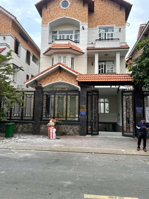 cho thuê biệt thự đẹp, him lam 6a, bình hưng, bình chánh, tp. hồ chí minh