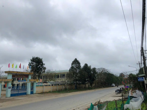 trung tâm khu dân cư đông đúc xã bình trị, đối diện 2 trường học thuận tiên buôn bán