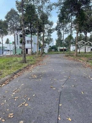 bán lô đất thổ cư đường số 10 kdc đại dương, phường 6, tp tân an long an _ .diện tích : 5 x 20m
