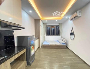 gấp hồ tùng mậu 38 m2,5 tầng mặt tiền 3.8 m