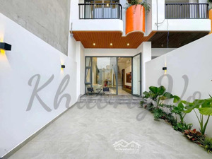 nhà bán gấp dt56m2-2tầng-3pn-mtkd 16m-gần biển-hòn xện-vĩnh hòa-nha trang-chỉ 4tỷ750tr