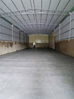 bán nhà xưởng đường lạc long quân dt 200m2 (8x25m) giá 18.9 tỷ (thương lượng chính chủ)