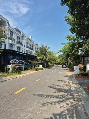 nhà phố thuộc kdc lavilla green city, tân an
