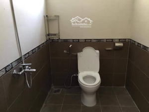 cho thuê phòng 38m2 đầy đủ tiện nghi gần đuôi cầu rồng