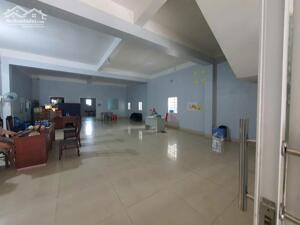Cho thuê mặt băng kinh doanh Đ.Đồng Khởi Biên Hòa, DTSD400m2